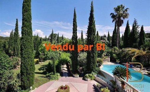 Estate in Exterieurs, Frejus, France 1