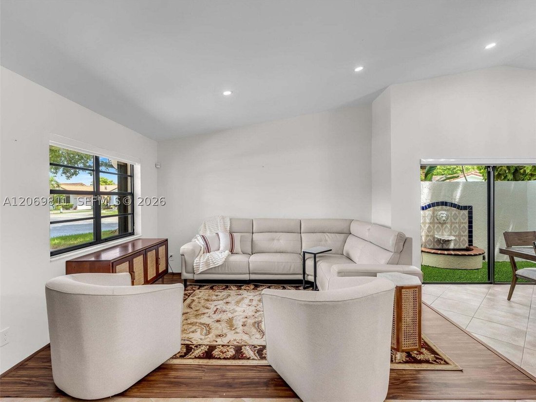 House in Miami, Florida, United States 5 - 18663442