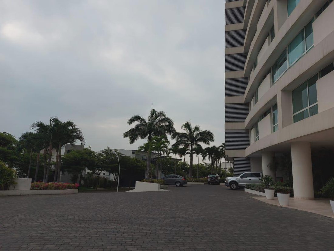 Apartment in Samborondón, Guayas, Ecuador 4 - 18660271