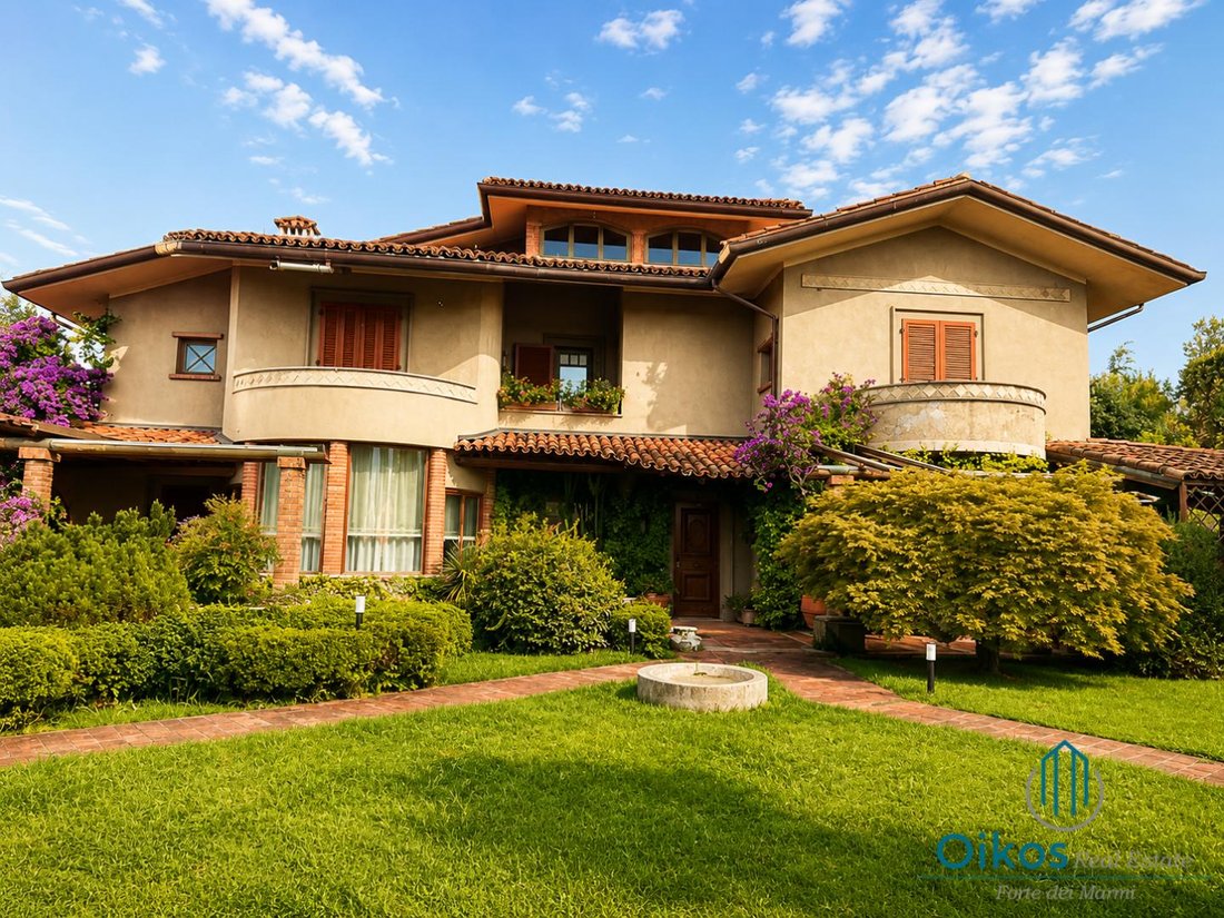 Villa in Caranna-Vaiana, Forte dei Marmi, Tuscany 1 - 18662739