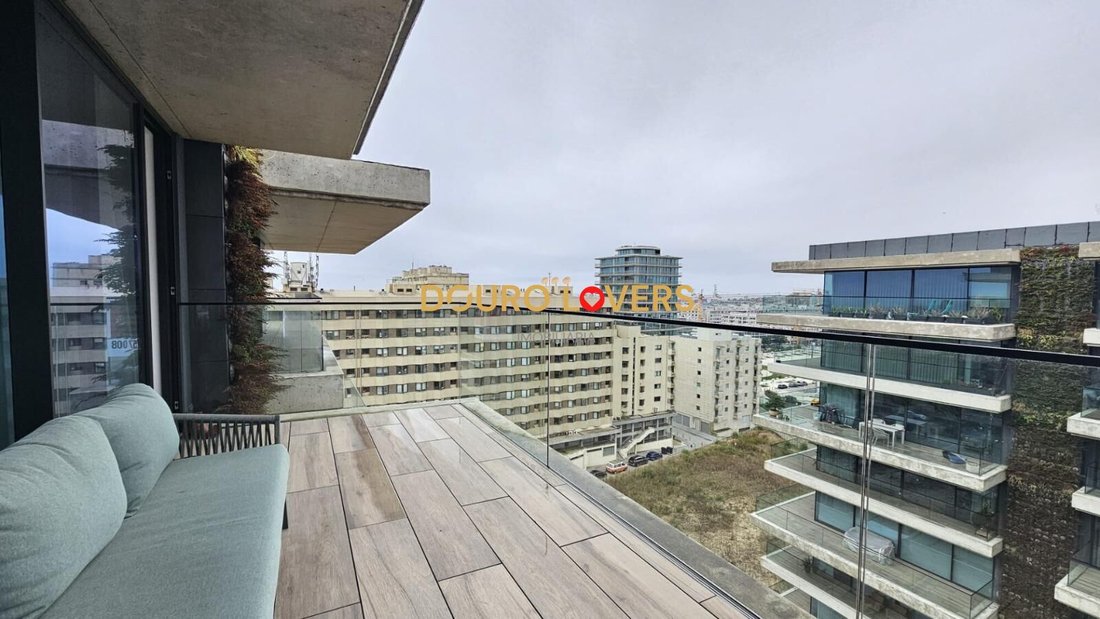 Apartment in Matosinhos e Leca da Palmeira, Porto District, Portugal 1 - 18666490