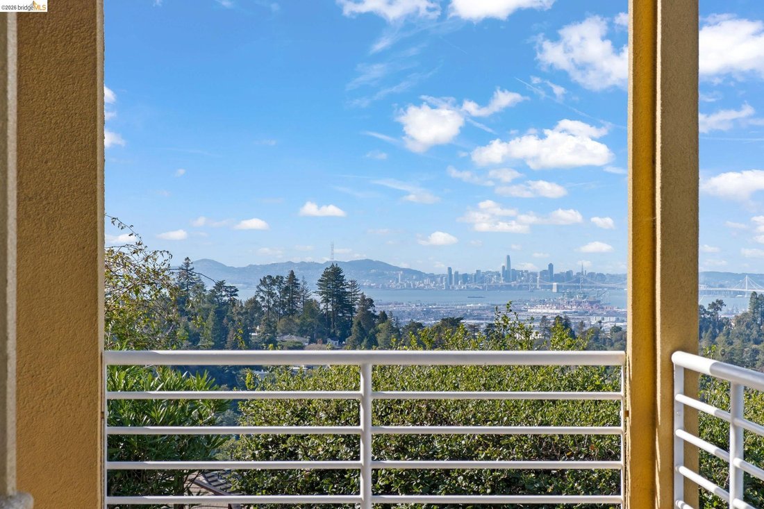 House in Oakland, California, United States 1 - 18662280