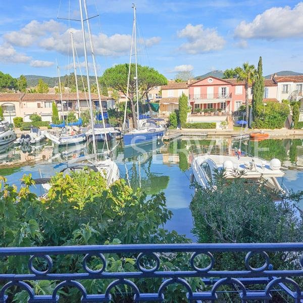 House in Grimaud, Provence-Alpes-Côte d'Azur, France 4 - 18565473