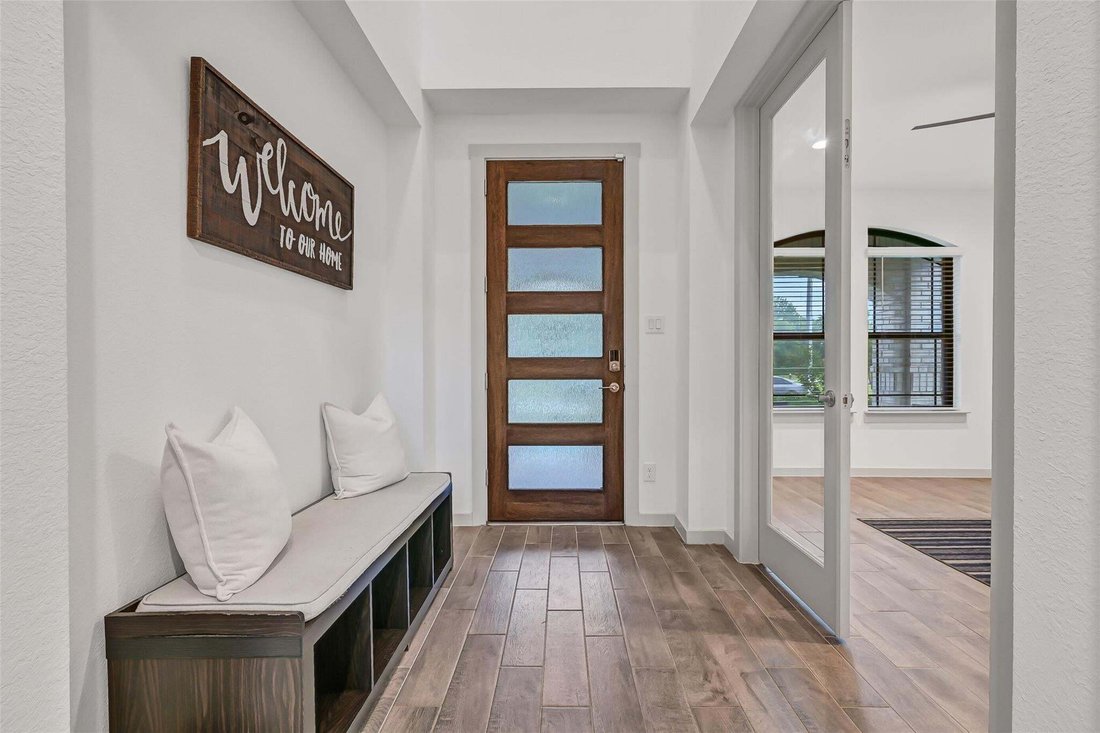 House in Friendswood, Texas, United States 5 - 18659491