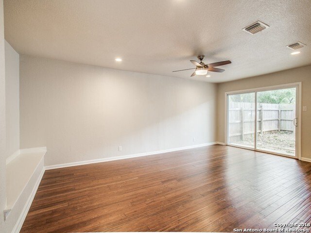 Apartment in San Antonio, Texas, United States 4 - 18663249
