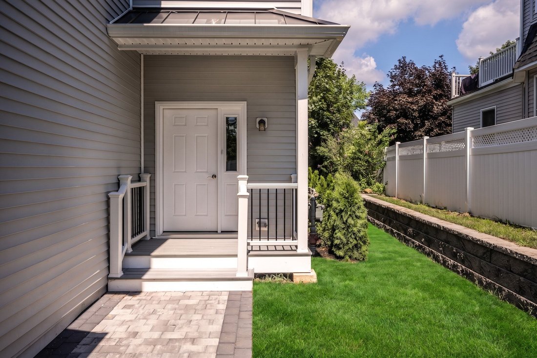 Townhouse in New Rochelle, New York, United States 3 - 18666471