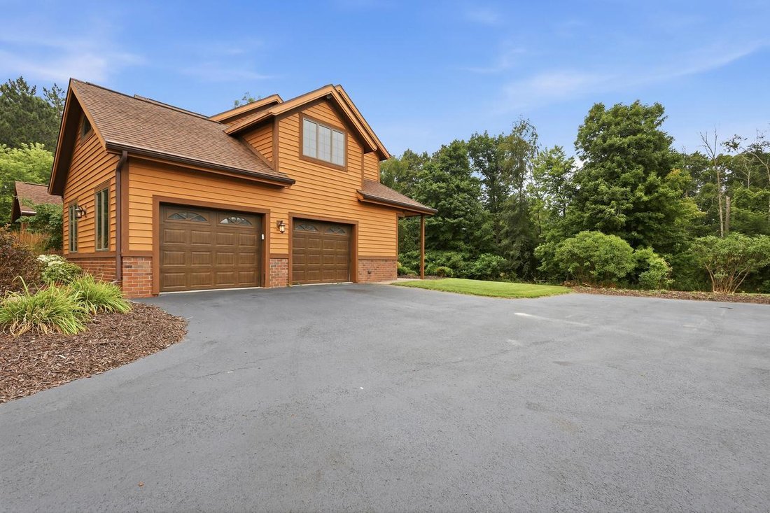 House in Sheboygan, Wisconsin, United States 4 - 18659088