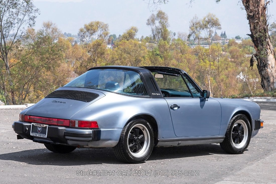 Porsche Carrera in Los Angeles, CA 5 - 18660443