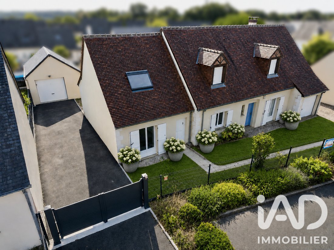 House in Mettray, Centre-Val de Loire, France 1 - 17559381