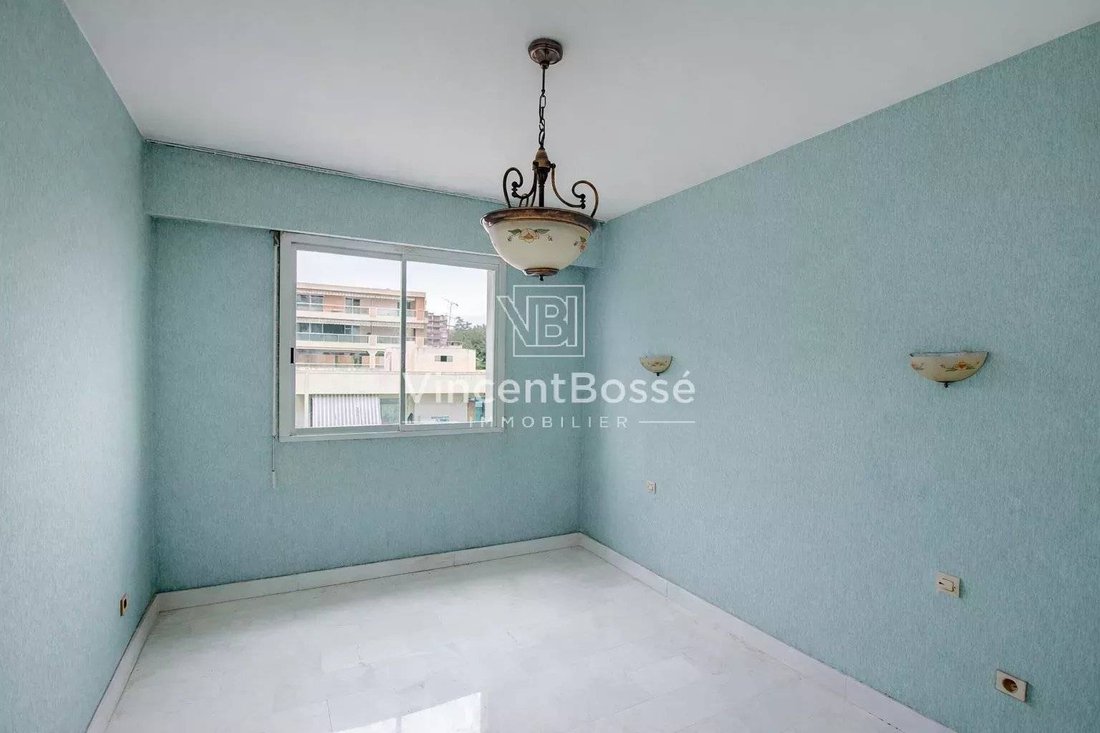 Apartment in Saint-Laurent-du-Var, Provence-Alpes-Côte d'Azur, France 4 - 17135773