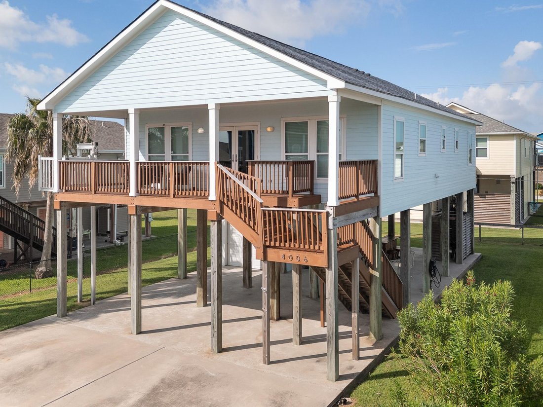 House in Galveston, Texas, United States 1 - 18669414