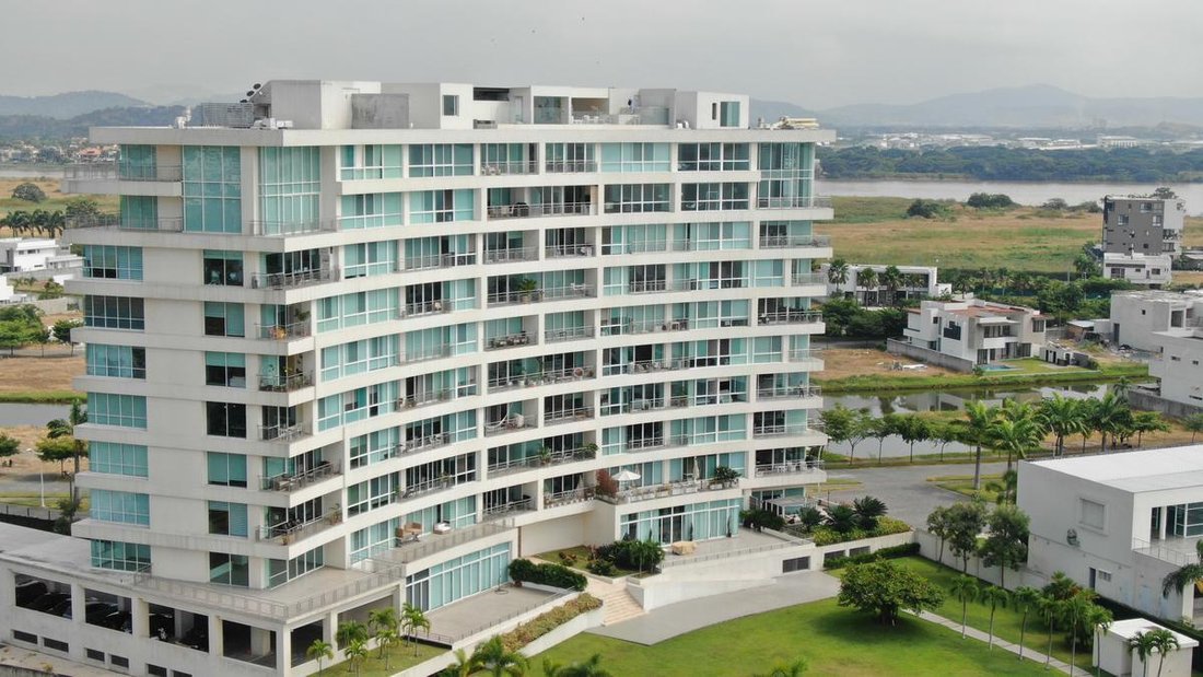 Apartment in Samborondón, Guayas, Ecuador 1 - 18660271