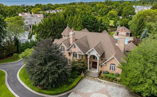 House in East Islip, New York, United States 1