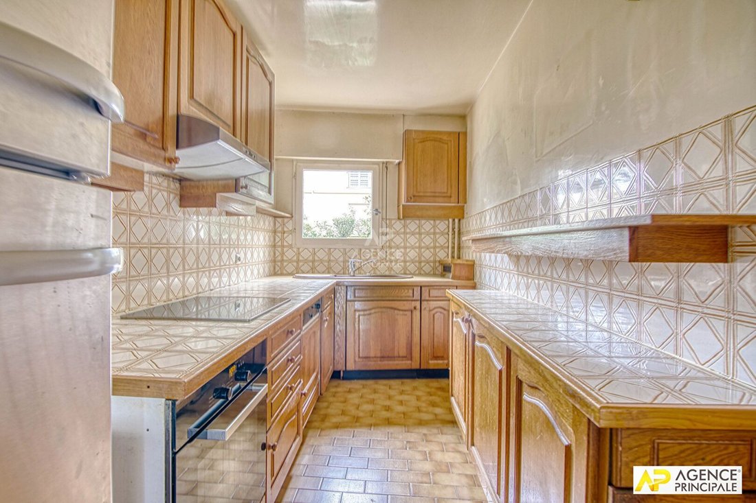 Apartment in Notre Dame, Versailles, France 5 - 18660078