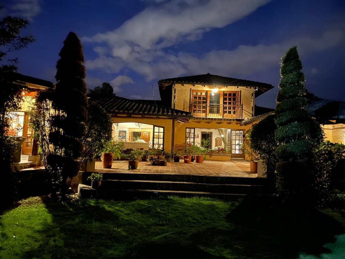 House in Quito, Pichincha, Ecuador 2 - 18661695