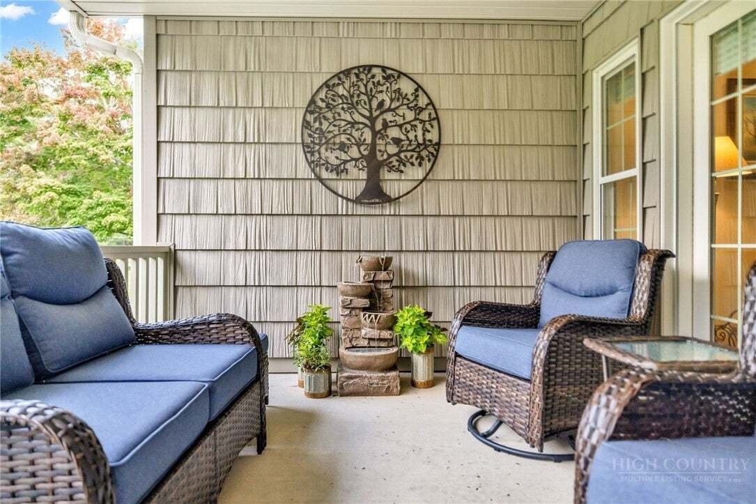 Townhouse in West Jefferson, North Carolina, United States 5 - 18659017