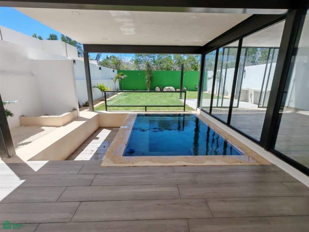 House in Airepuro, Yucatan, Mexico 1 - 18663070