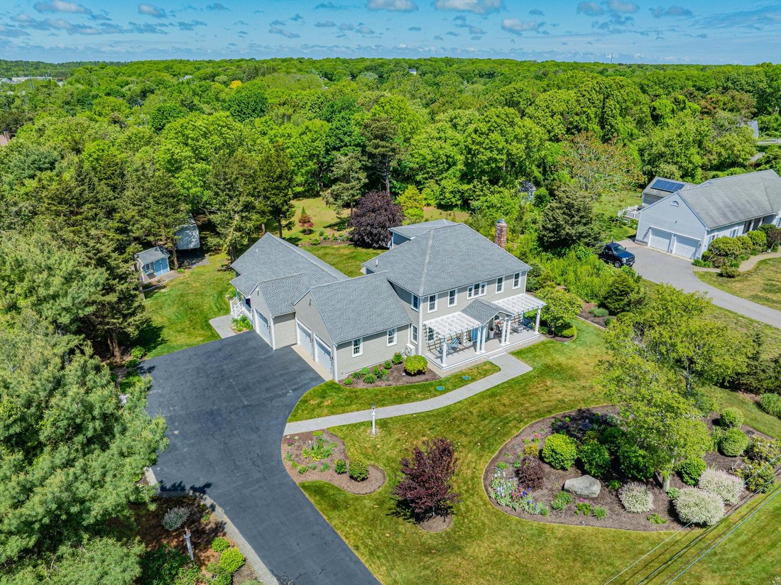 Sandwich, Massachusetts, United States 3 - 18667702