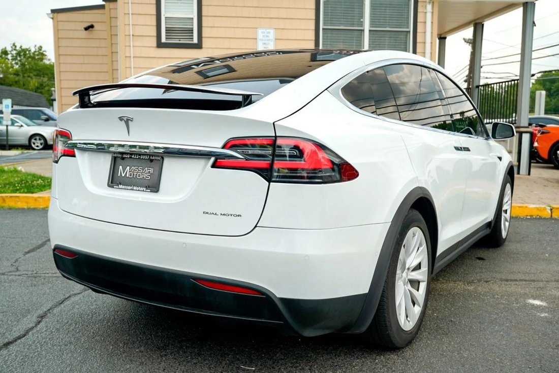 Suv in Atlantic Highlands, NJ, United States 5 - 18669887