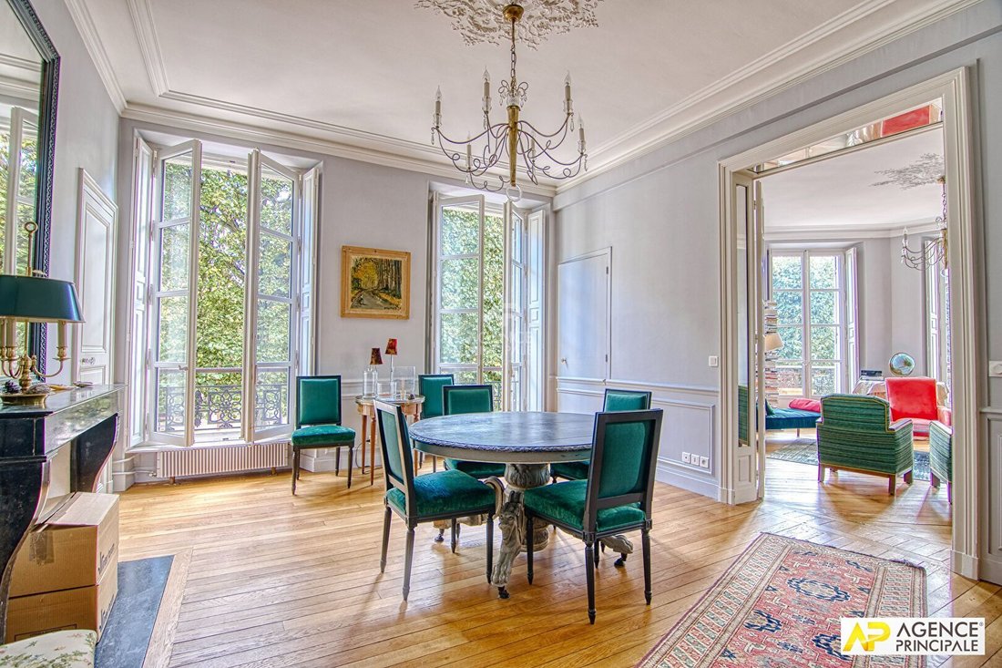 Apartment in Domaine National du Château, Versailles, France 3 - 18660291