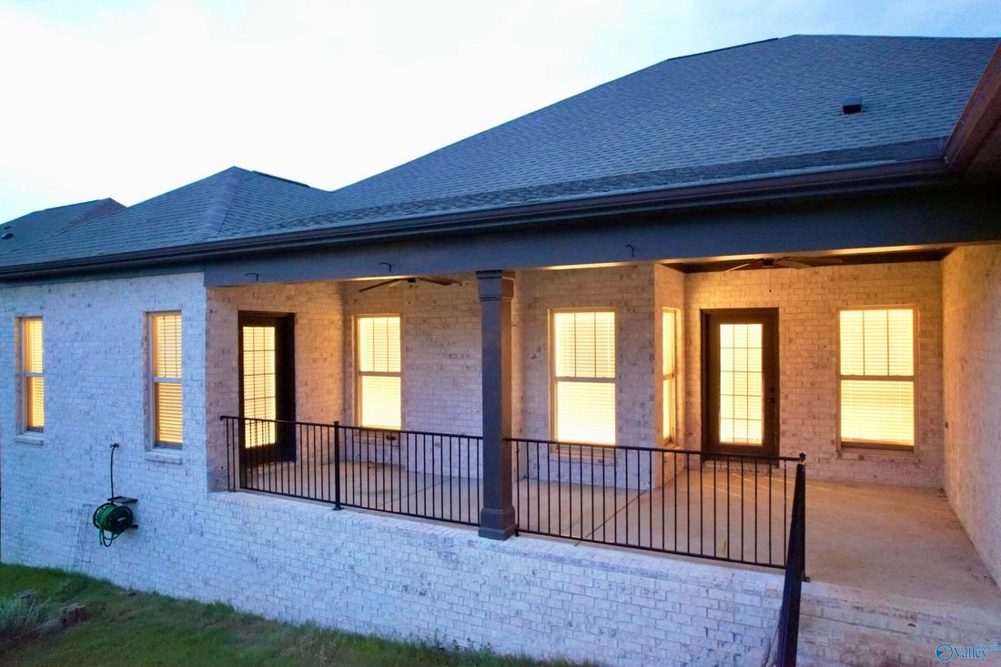 House in Redstone Arsenal, Alabama, United States 4 - 18665835