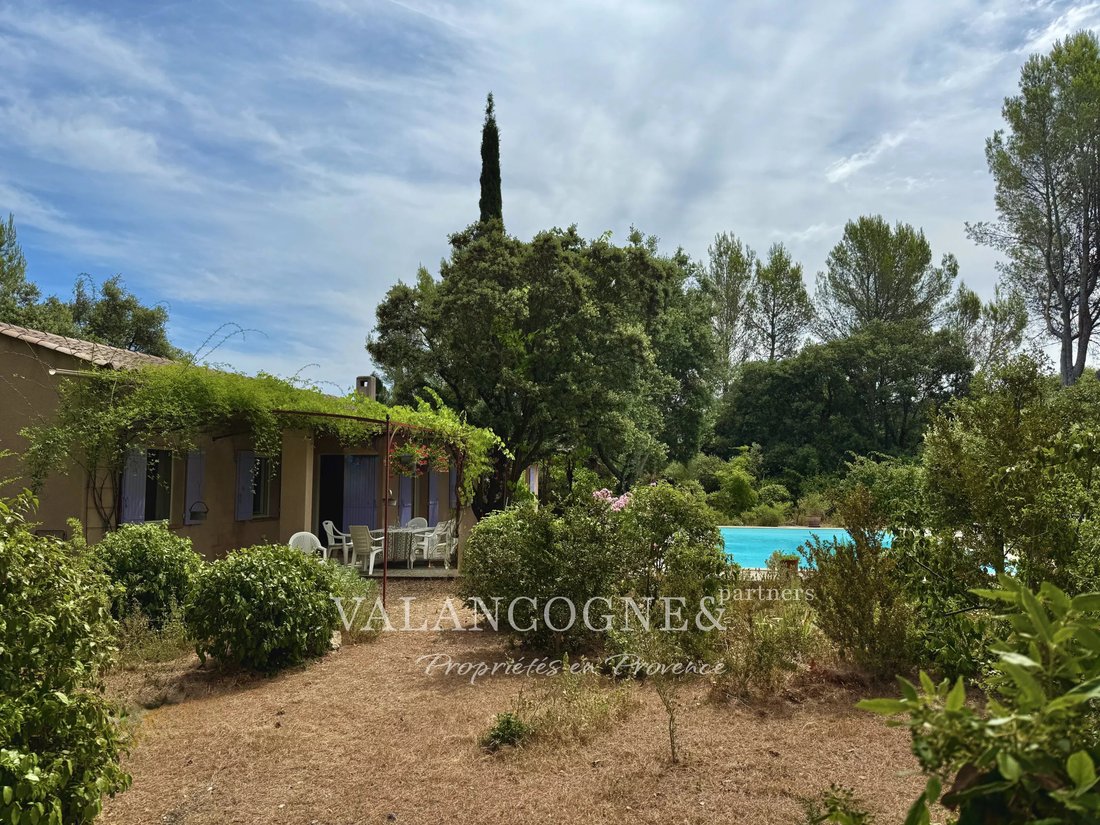 House in Eygalières, Provence-Alpes-Côte d'Azur, France 2 - 17807774