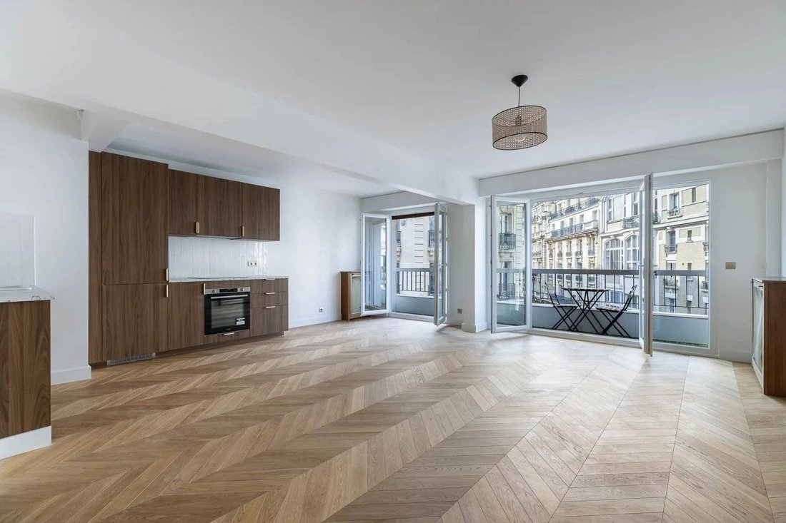 Apartment in Bois de Boulogne, Paris 16e Arrondissement, Paris 2 - 15868975