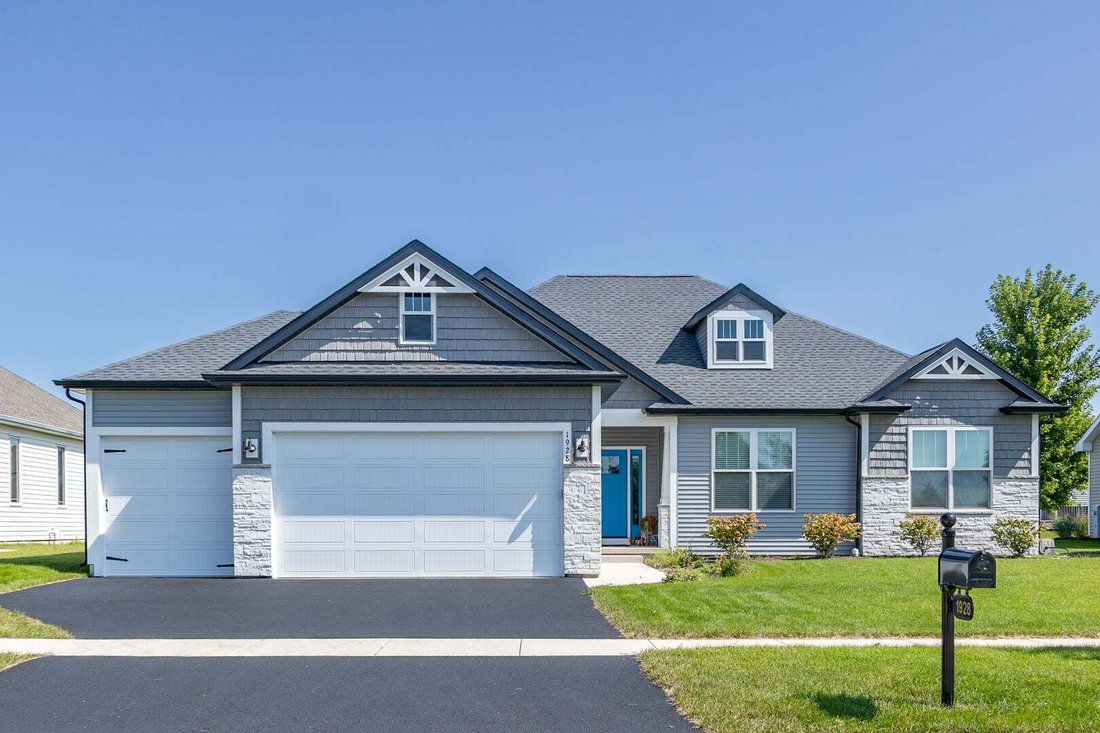 House in North Aurora, Illinois, United States 1 - 18666185