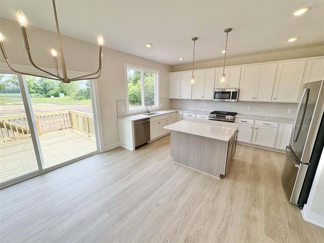Casa en Dorr, Míchigan, Estados Unidos 3 - 18308163