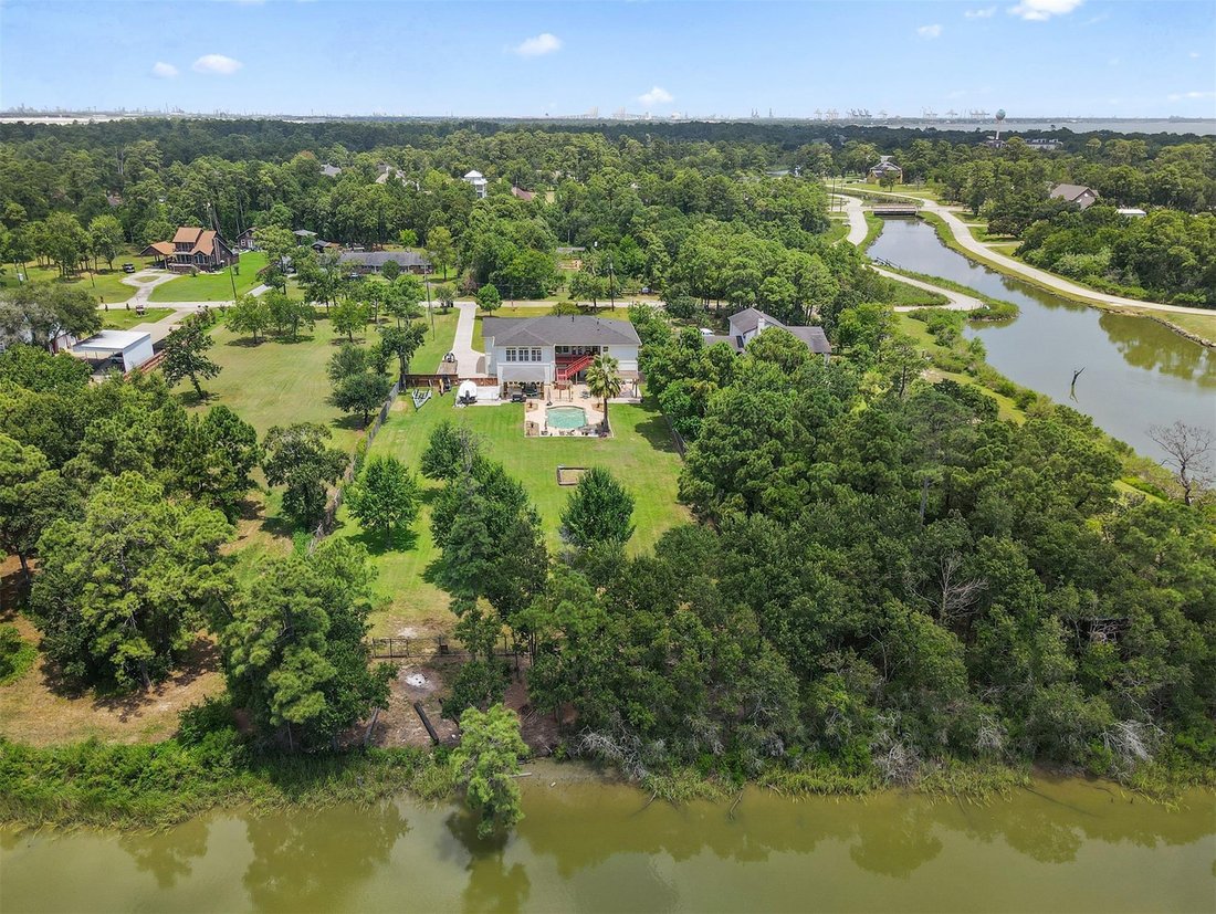 House in La Porte, Texas, United States 3 - 18664118
