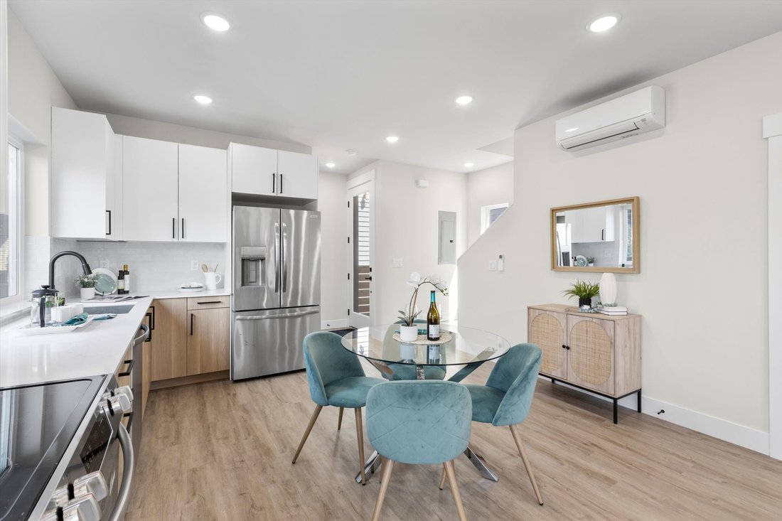 Condo in Seattle, Washington, United States 5 - 18665520