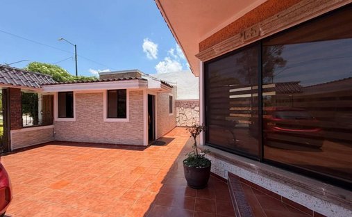House in El Molino Residencial, Guanajuato, Mexico 1