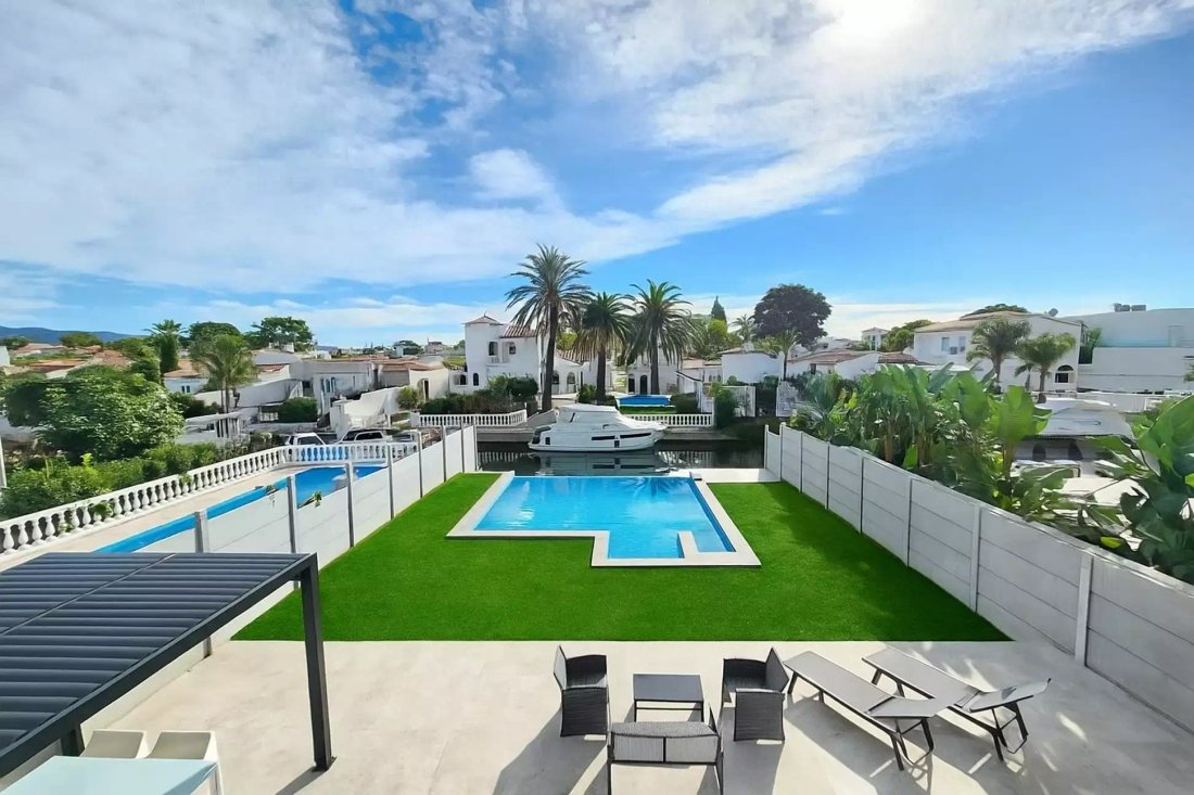 House in Empuriabrava, Catalonia, Spain 1 - 18670821