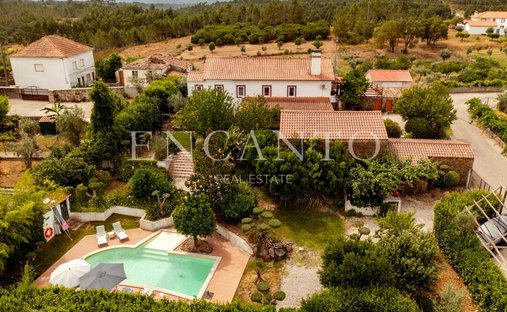 House in Serta, Castelo Branco District, Portugal 1