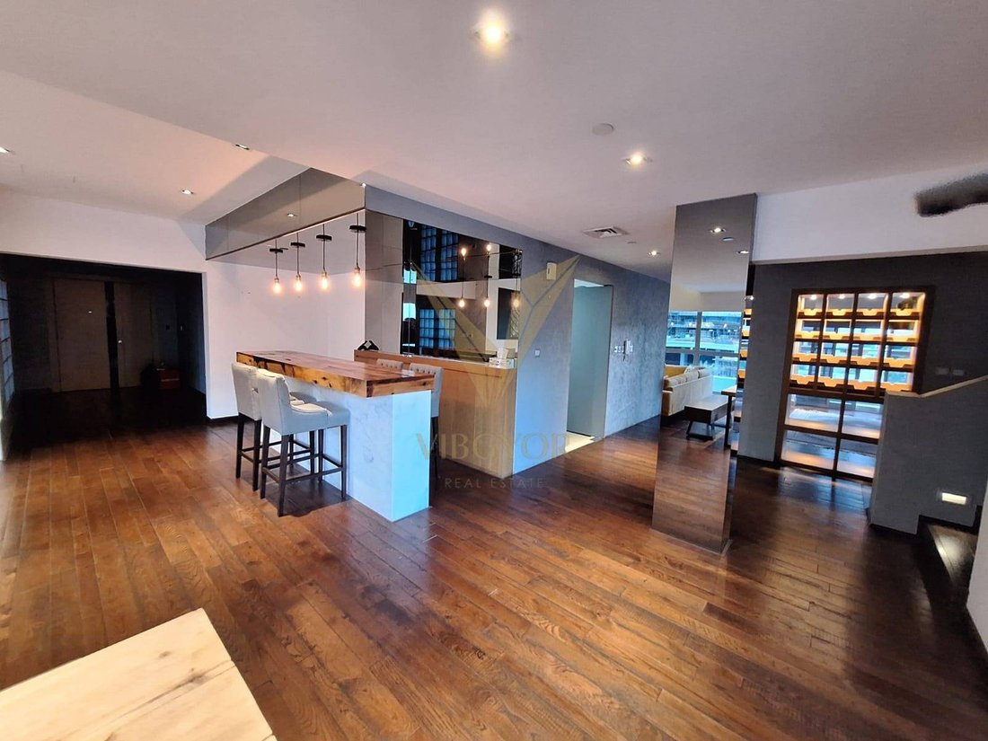 Villa in Business Bay, Dubai, United Arab Emirates 4 - 18667871