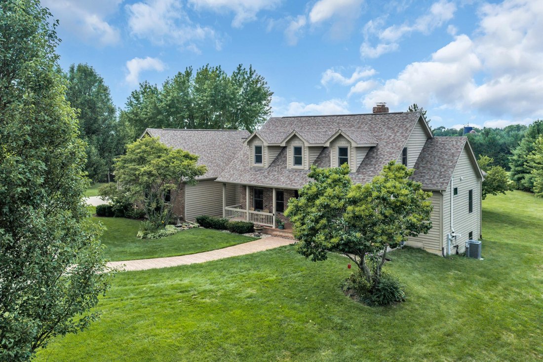 House in Spring Prairie, Wisconsin, United States 3 - 18670343