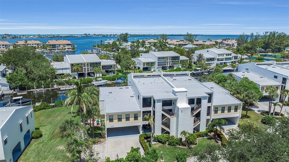 Condo in Cortez, Florida, United States 2 - 18591881
