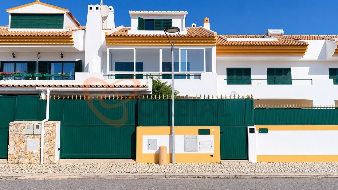 Casa a Olhos de Agua, Algarve, Portogallo 1 - 18666797
