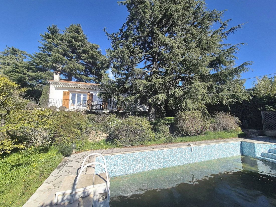 House in Cannes, Provence-Alpes-Côte d'Azur, France 3 - 17146457