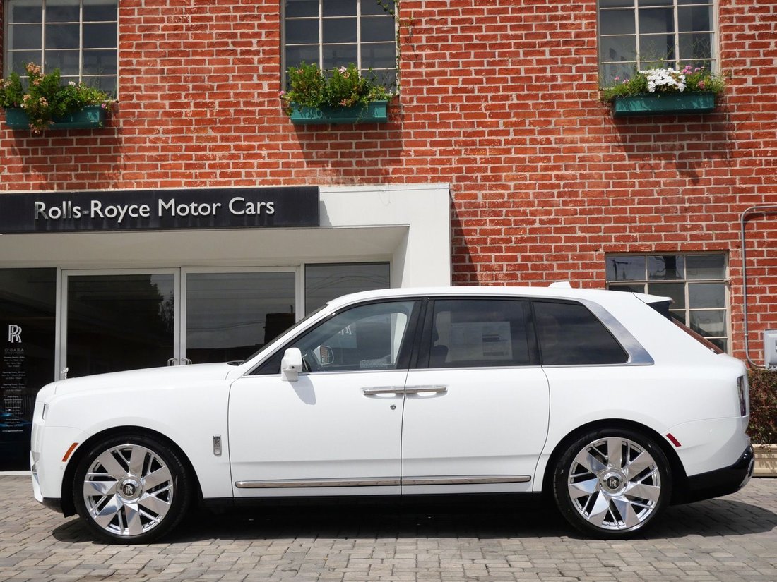 Suv in Beverly Hills, CA, United States 3 - 18666854