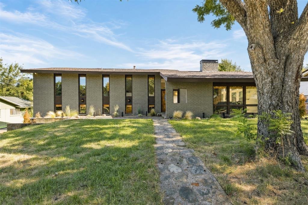 House in Arlington, Texas, United States 2 - 18664045