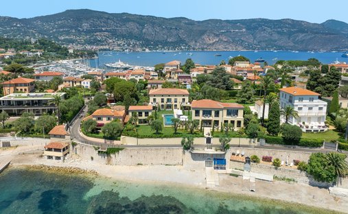Casa a San Giovanni Capo Ferrato, Provenza-Alpi-Costa Azzurra, Francia 1