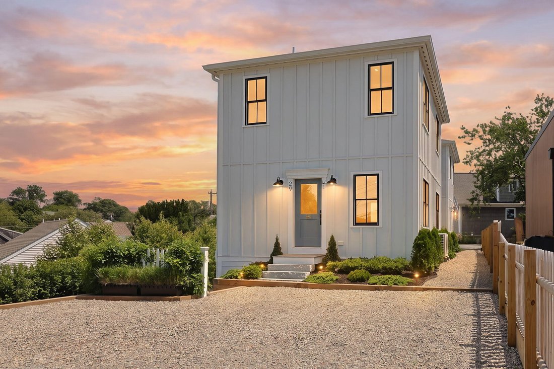 House in Provincetown, Massachusetts, United States 1 - 17642536