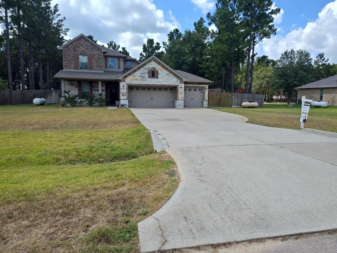 House in Conroe, Texas, United States 3 - 18664150