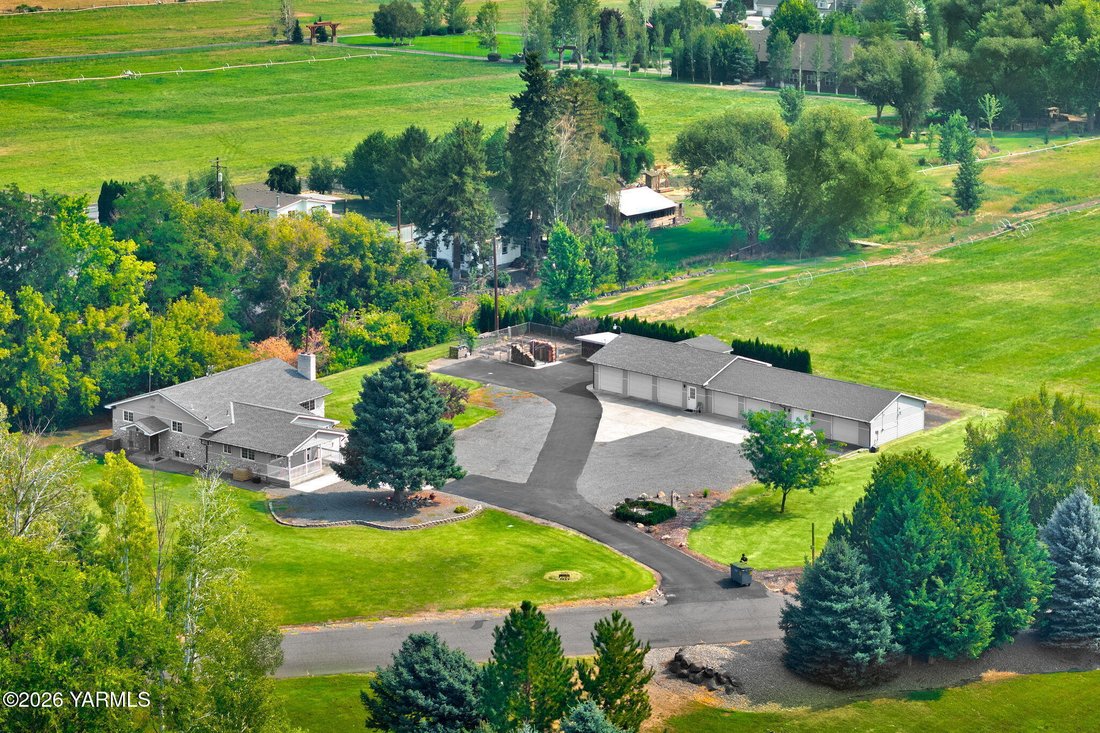 House in Yakima, Washington, United States 5 - 18663252