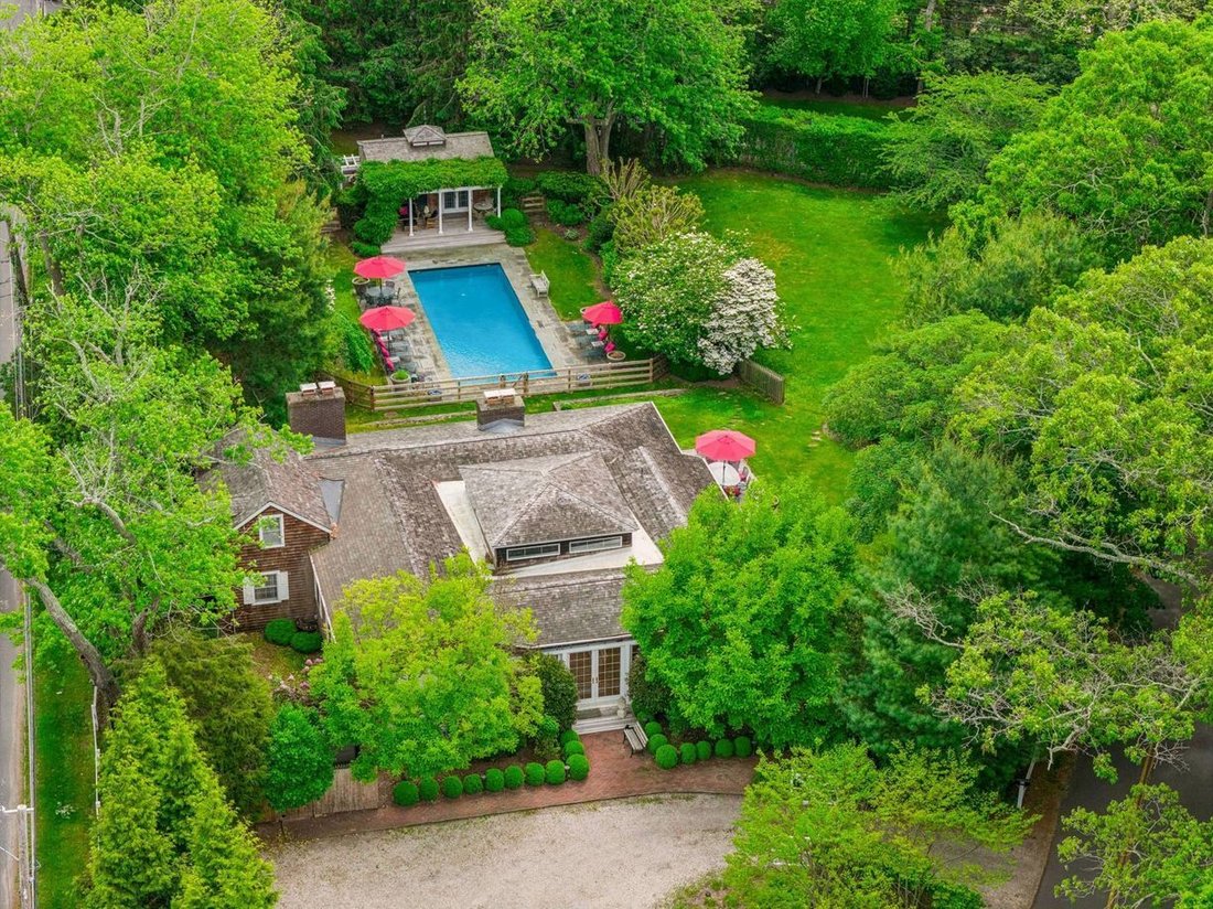 House in East Hampton, New York, United States 1 - 17960023