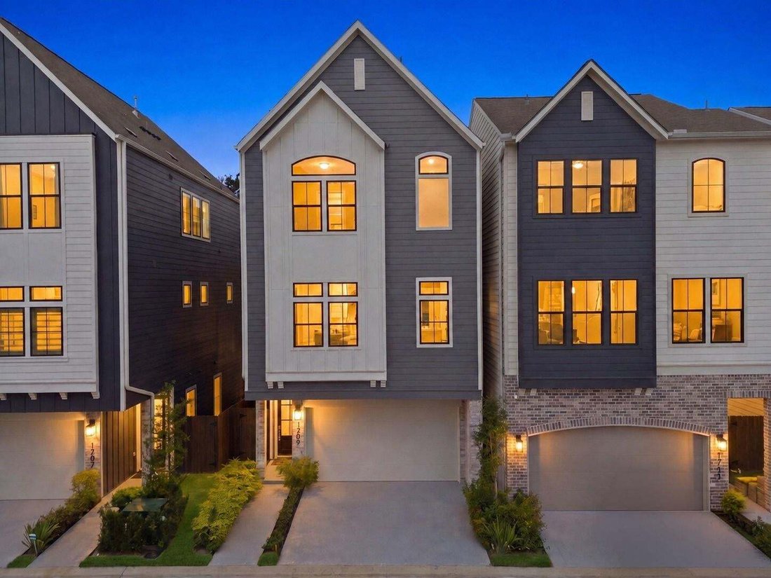 House in Houston, Texas, United States 2 - 18668034