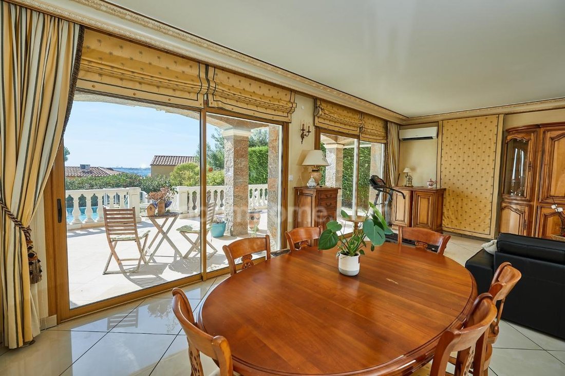 Villa in Bouzigues, Occitania, France 4 - 16745611