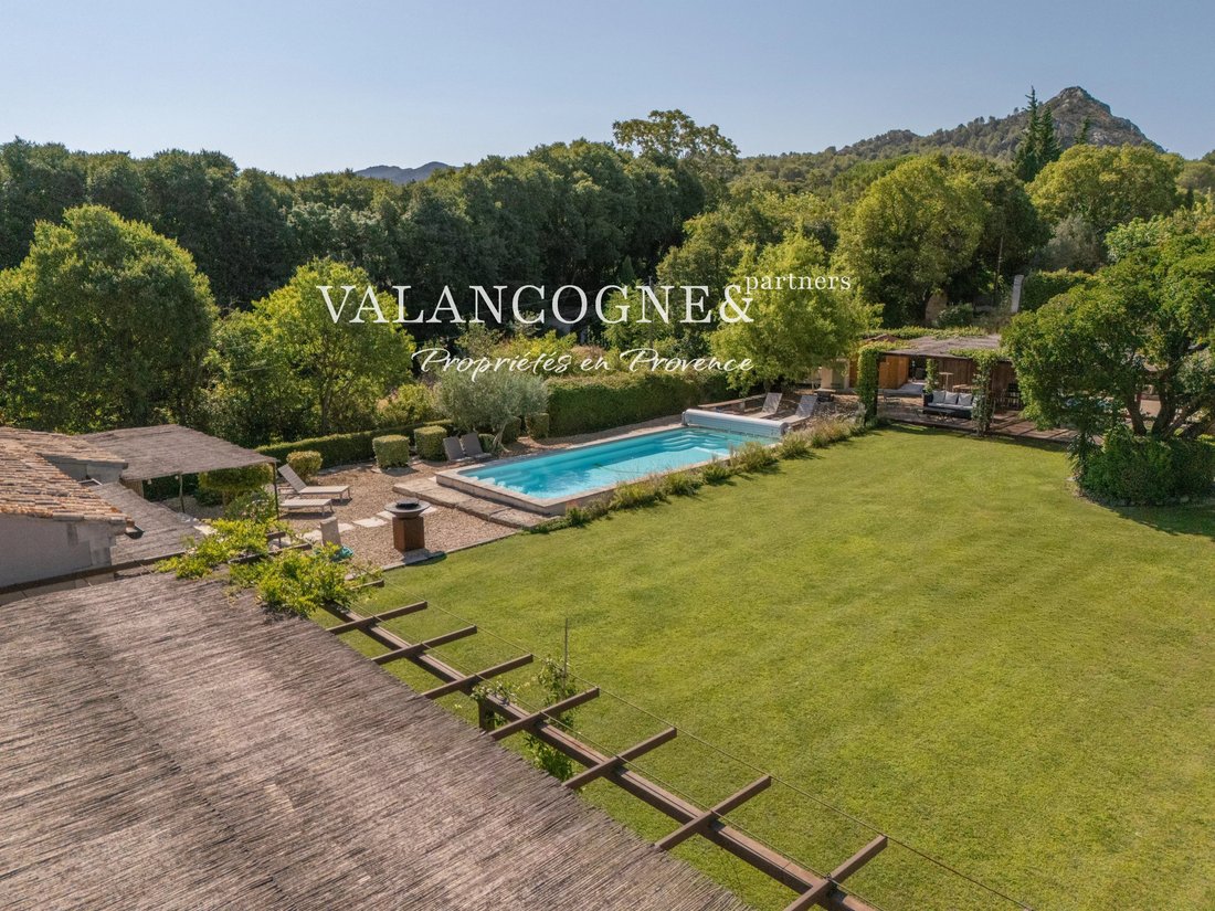 Casa a Saint-Remy-de-Provence, Provenza-Alpi-Costa Azzurra, Francia 3 - 15449301