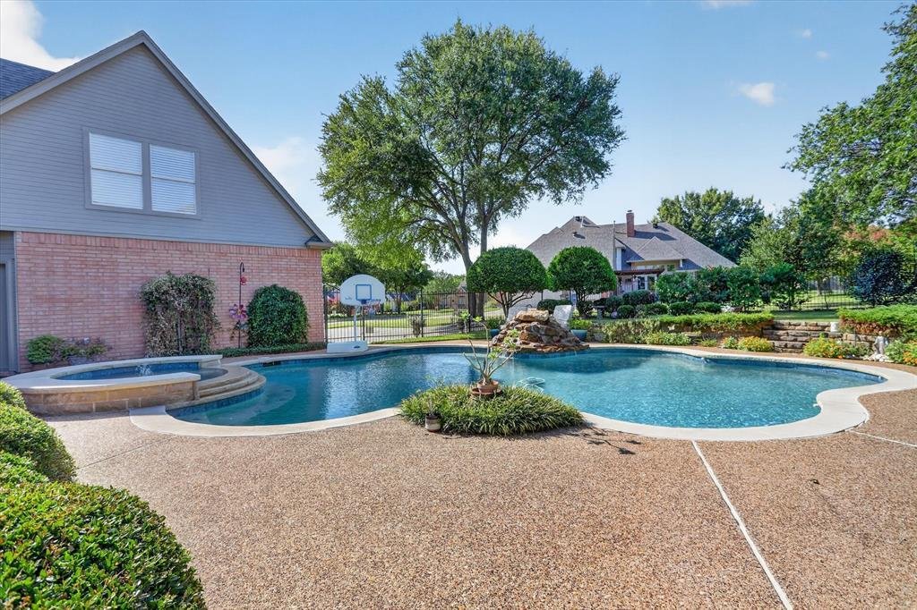 House in Keller, Texas, United States 3 - 18668015
